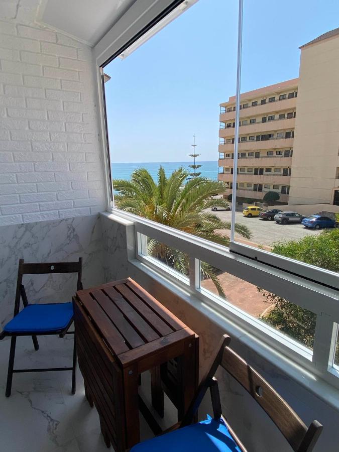 Splendido Appartamento Fronte Mare Vista Spiaggia - Prima Linea Mare Torrevieja Ngoại thất bức ảnh